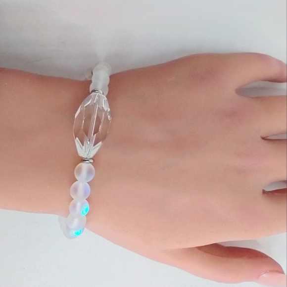 Handmade Inner Glow 🌟 bracelet - Picture 9 of 9